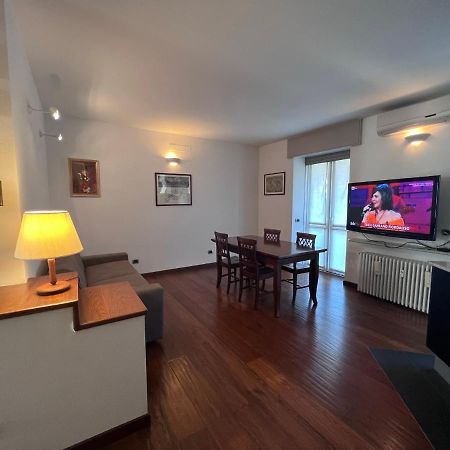 Casa Vacanze Attico Sul Lago Di Lecco, A Due Passi Dal Centro Con Posto Auto Eksteriør billede
