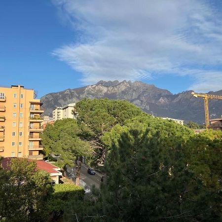 Casa Vacanze Attico Sul Lago Di Lecco, A Due Passi Dal Centro Con Posto Auto Eksteriør billede