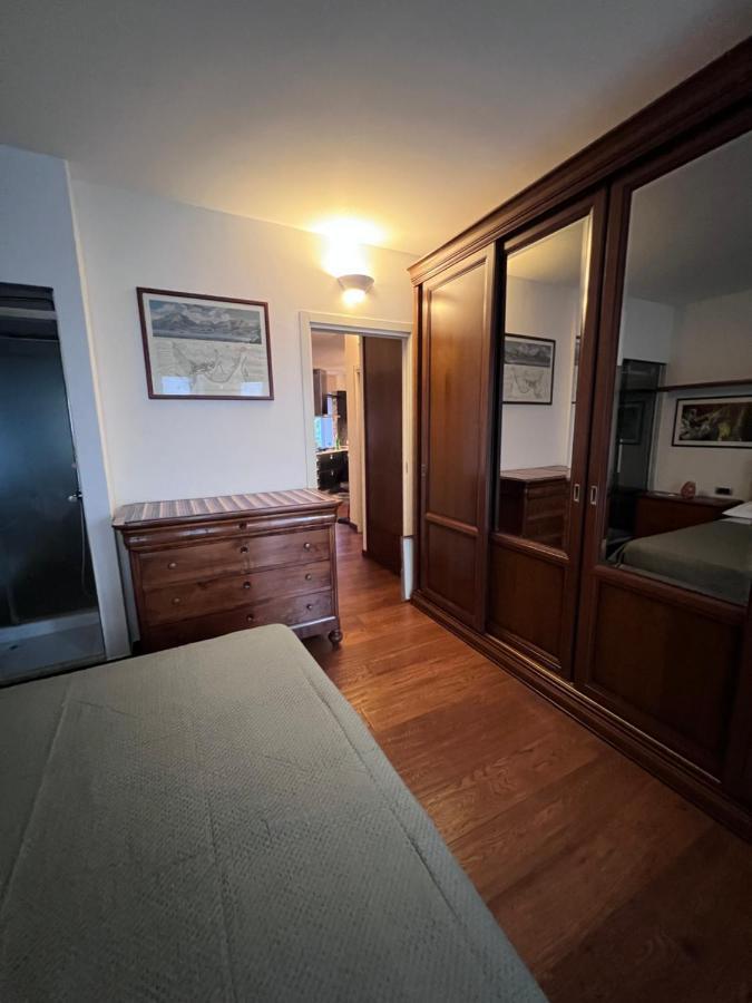Casa Vacanze Attico Sul Lago Di Lecco, A Due Passi Dal Centro Con Posto Auto Eksteriør billede